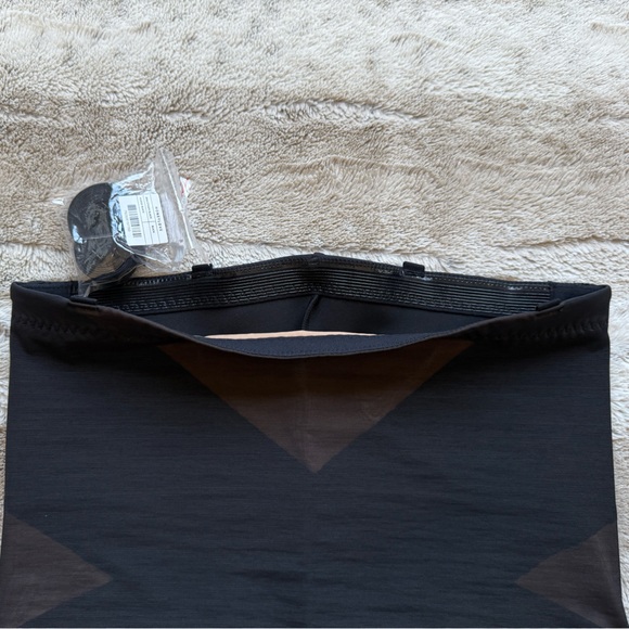 NWOT💕HONEYLOVE SuperPower Girl-Short in Runway Size 1X - Picture 7 of 12